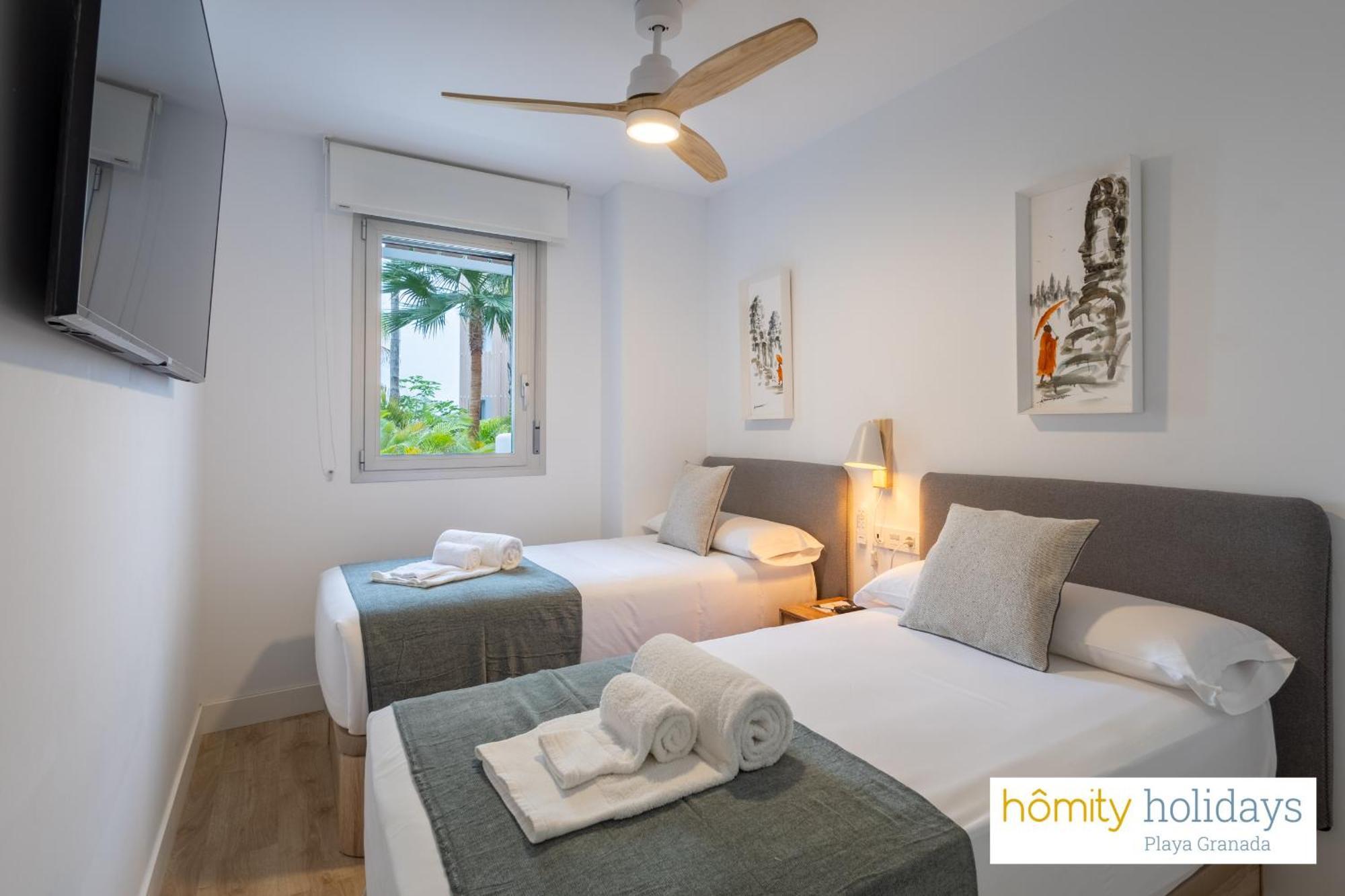 Homity Holidays - Playa Granada - Mar De Astrid Motril Esterno foto